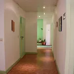 Zur Wartburg בית הארחה