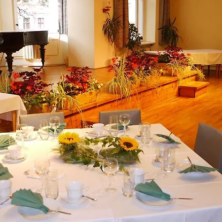 게스트하우스 Zur Wartburg