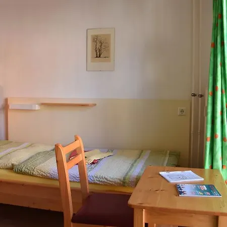 Zur Wartburg Casa de hóspedes Görlitz