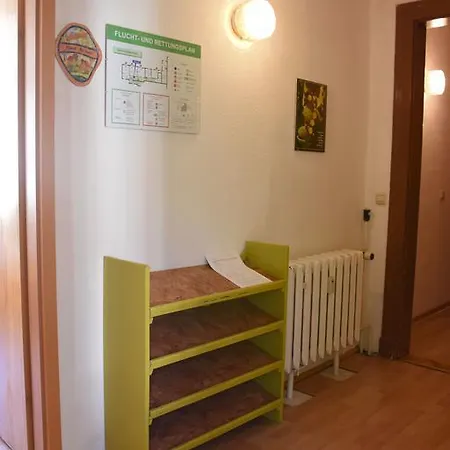 Zur Wartburg Casa de hóspedes 3*